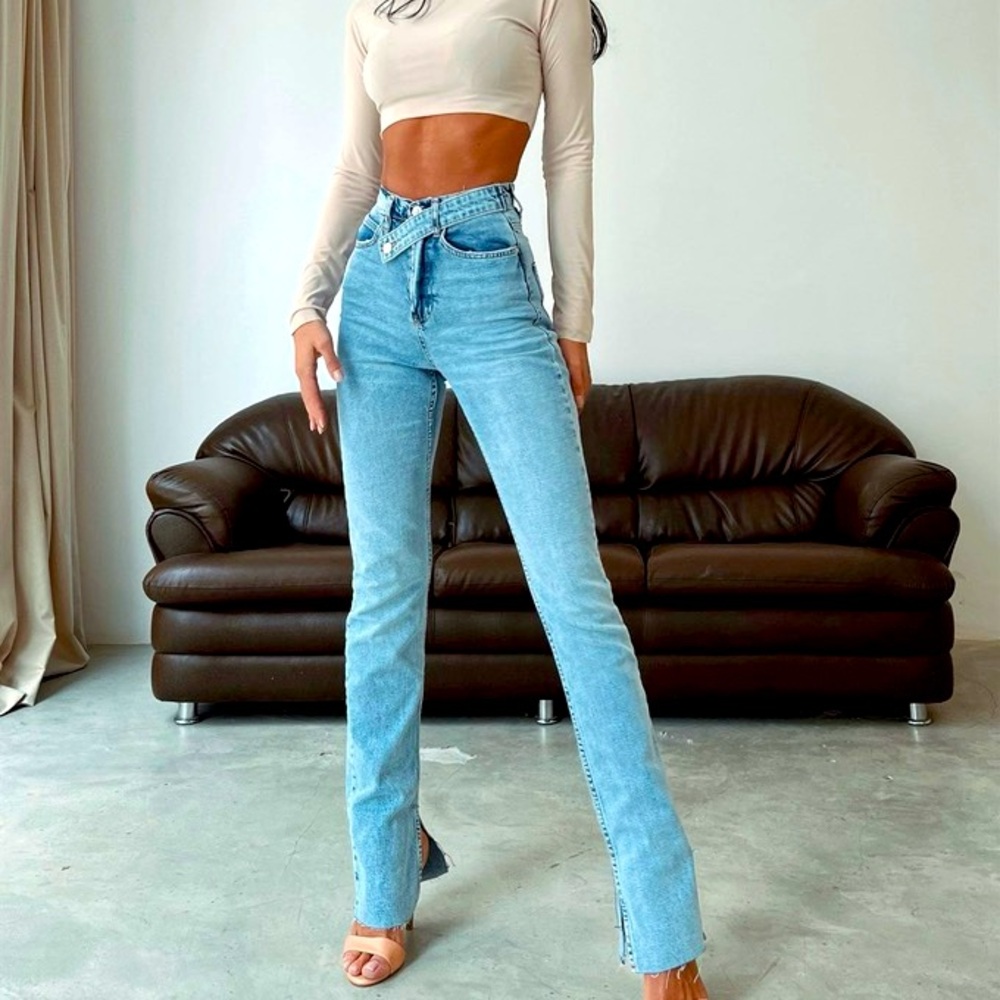 Piral Cross Button Denim Jean